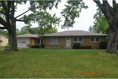 225 Kublick Drive, Benton Harbor, MI 49022 - Photo 4