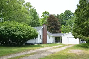 5061 Fordham Ave, Kalamazoo, MI 49048 - Photo 2