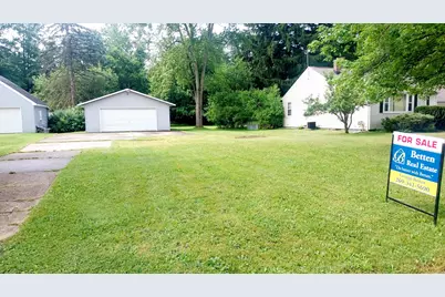 924 Parchmount Avenue, Kalamazoo, MI 49004 - Photo 1