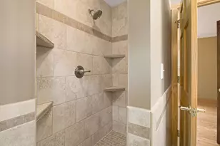 916 Brooks St, Ann Arbor, MI 48103 - Photo 36