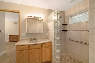 916 Brooks St, Ann Arbor, MI 48103 - Photo 16