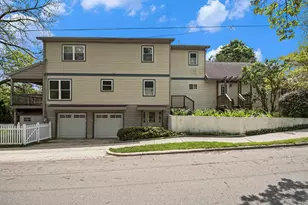 916 Brooks St, Ann Arbor, MI 48103 - Photo 4