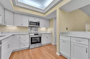 2115 Nature Cove Ct, Ann Arbor, MI 48104 - Photo 16