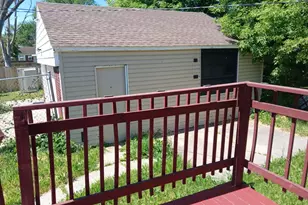 19012 Kingsville St, Detroit, MI 48236 - Photo 2