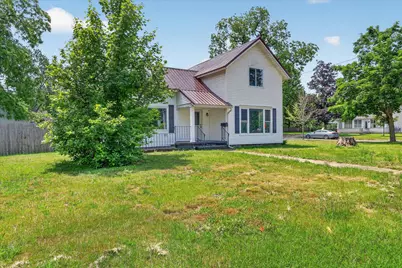 736 W Green Street, Hastings, MI 49058 - Photo 2