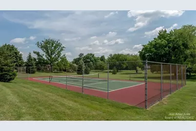2347 Fernwood Avenue, Ann Arbor, MI 48104 - Photo 32