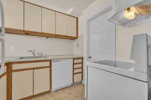 2347 Fernwood Ave, Ann Arbor, MI 48104 - Photo 12