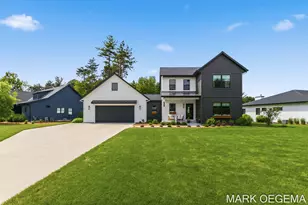 2721 Pinehill Dr, Holland, MI 49424 - Photo 1