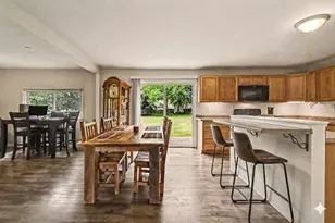 11332 Crestview Dr E, Cement City, MI 49233 - Photo 8