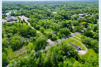 2326 Dean Lake Avenue NE, Grand Rapids, MI 49505 - Photo 8