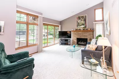 37648 N Laurel Park Drive #63, Livonia, MI 48152 - Photo 8