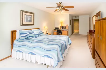 37648 N Laurel Park Drive #63, Livonia, MI 48152 - Photo 22