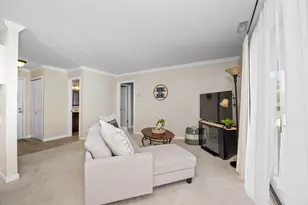 875 S Pontiac Trail, Walled Lake, MI 48390 - Photo 10