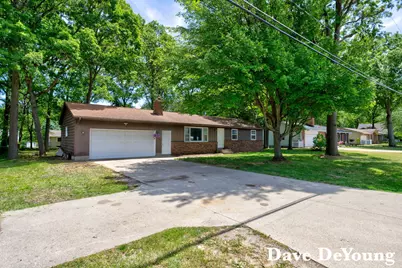 801 N 144th Avenue, Holland, MI 49424 - Photo 2