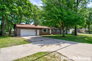 801 N 144th Ave, Holland, MI 49424 - Photo 2