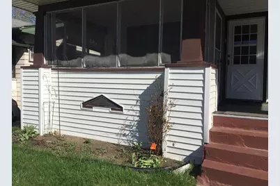 134 W Baker Street, Flint, MI 48505 - Photo 2