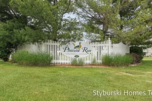 5877 Crosswinds Dr, Norton Shores, MI 49444 - Photo 34