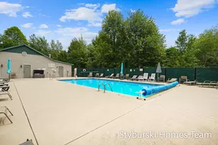 5877 Crosswinds Dr, Norton Shores, MI 49444 - Photo 28