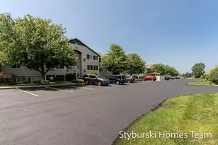 5877 Crosswinds Dr, Norton Shores, MI 49444 - Photo 40