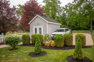 6550 N Shore Dr, Clark Lake, MI 49234 - Photo 44