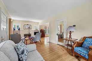 1410 W Maple St, Kalamazoo, MI 49008 - Photo 6