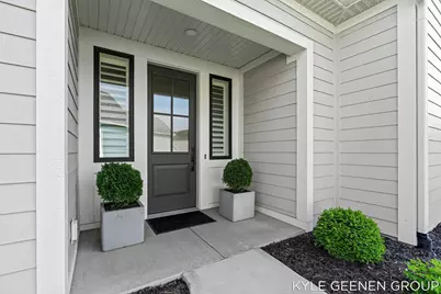 694 Bayshore Drive, Holland, MI 49424 - Photo 12