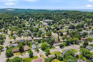 512 Orchard Ave, Grand Haven, MI 49417 - Photo 44