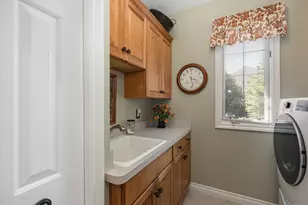 2896 Long Winter Ln, Oakland, MI 48363 - Photo 20