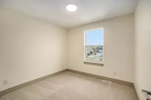 2113 Willard Ave SE, Grand Rapids, MI 49507 - Photo 12