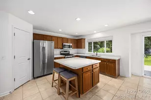 3523 Long Grove Dr SE, Grand Rapids, MI 49512 - Photo 8