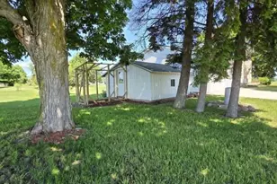 14675 W Hanses Rd, Westphalia, MI 48894 - Photo 8