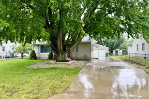 2038 Columbus Ave, Muskegon, MI 49441 - Photo 40