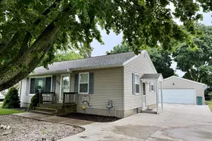 2038 Columbus Ave, Muskegon, MI 49441 - Photo 38