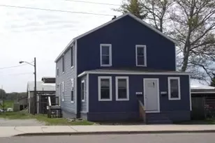 504 E Dowland St, Ludington, MI 49431 - Photo 2