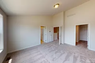 2704 S Spurway Dr, Ann Arbor, MI 48105 - Photo 14