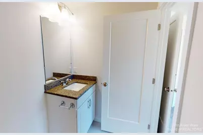 2704 S Spurway Drive, Ann Arbor, MI 48105 - Photo 26