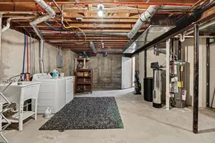 4190 Glen Eagles Ct, Ann Arbor, MI 48103 - Photo 36