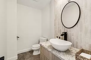 4190 Glen Eagles Ct, Ann Arbor, MI 48103 - Photo 8