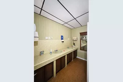 806 N Orchard Street, Dowagiac, MI 49047 - Photo 8