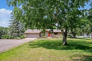 9941 Courtland Dr NE, Rockford, MI 49341 - Photo 2