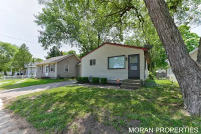 248 Himes Street SE, Wyoming, MI 49548 - Photo 2