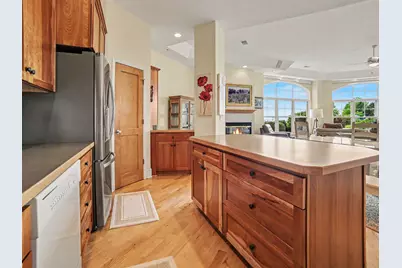 300 S Rath Avenue #22, Ludington, MI 49431 - Photo 4