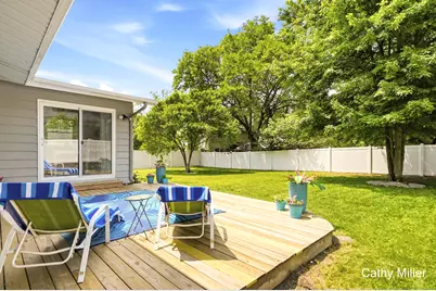 2223 Rosewood Avenue SE, Grand Rapids, MI 49506 - Photo 6