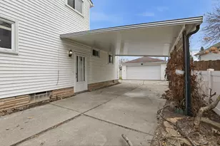 11920 Cavell St, Livonia, MI 48150 - Photo 30
