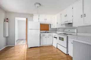 1005 E Front St, Buchanan, MI 49107 - Photo 4