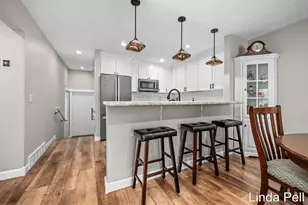 179 Laurelwood Ct SW, Grand Rapids, MI 49548 - Photo 4
