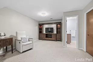 179 Laurelwood Ct SW, Grand Rapids, MI 49548 - Photo 22