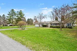 10283 S Arrowhead Dr, Berrien Springs, MI 49103 - Photo 26