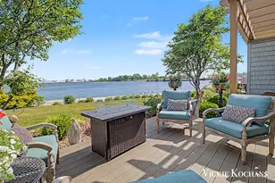 142 Viridian Dr, Muskegon, MI 49440 - Photo 6
