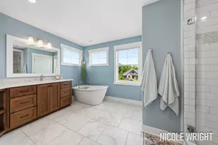 600 Stonehill Ct, Grandville, MI 49418 - Photo 46